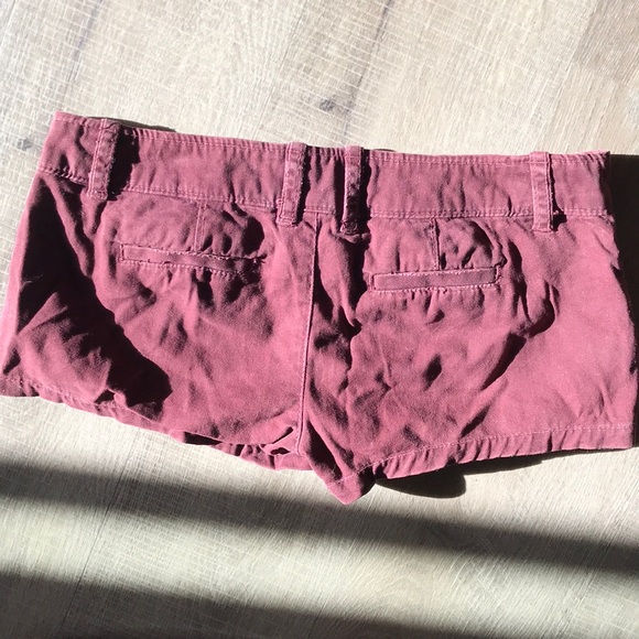 Burgundy Abercrombie short shorts size 0🍷 - Picture 5 of 6